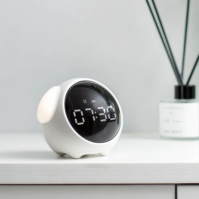 Fun Kids Alarm Clock – Emoji Display Night Light Snooze & Temp Display Voice Control