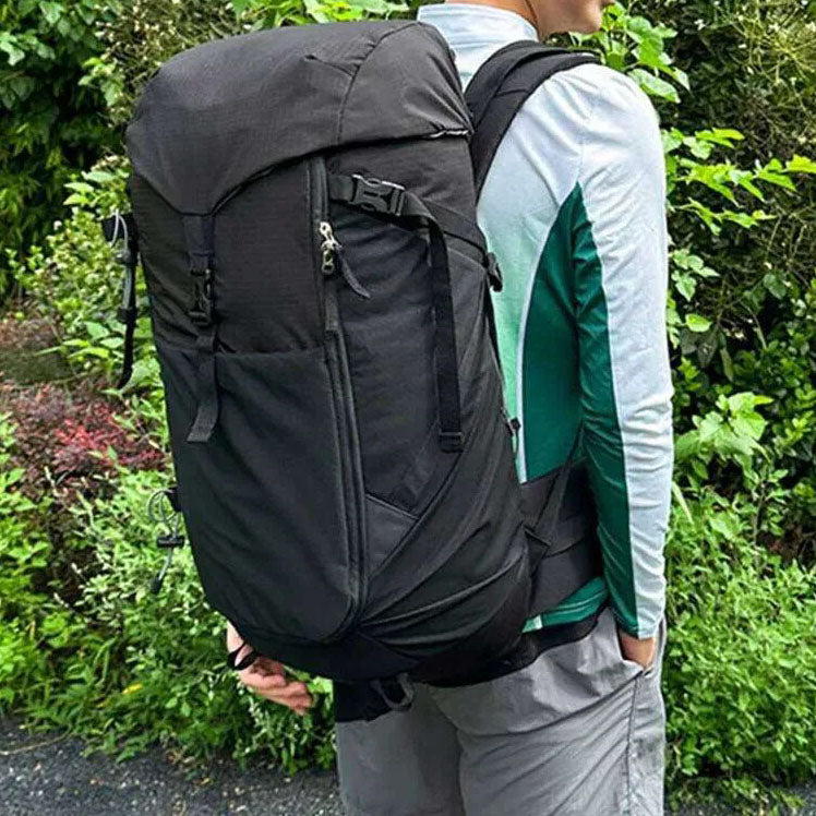 Large Water-Resistant Hiking Backpack – 40L Travel Rucksack & Daypack for Camping and Outdoors