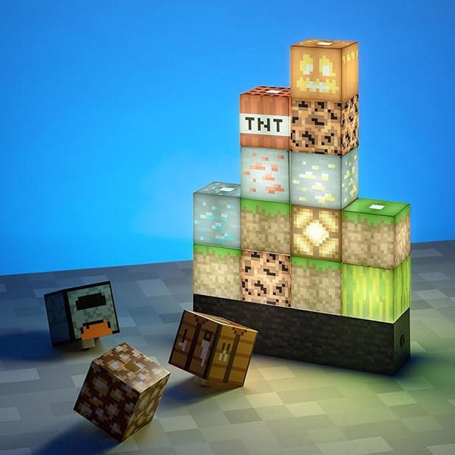 Minecraft Block Night Light – Officially Licensed 16 Rearrangeable LED Building Blocks