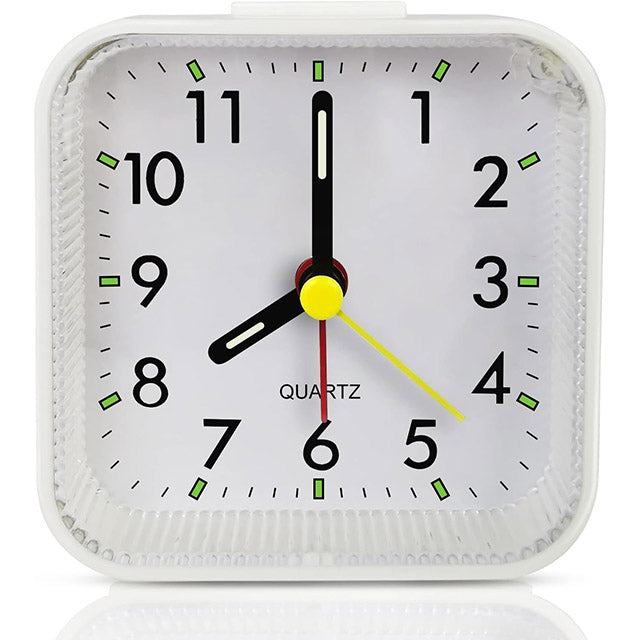 Silent Sweep Square Analog Alarm Clock – Battery Powered Non-Ticking with Snooze & Light