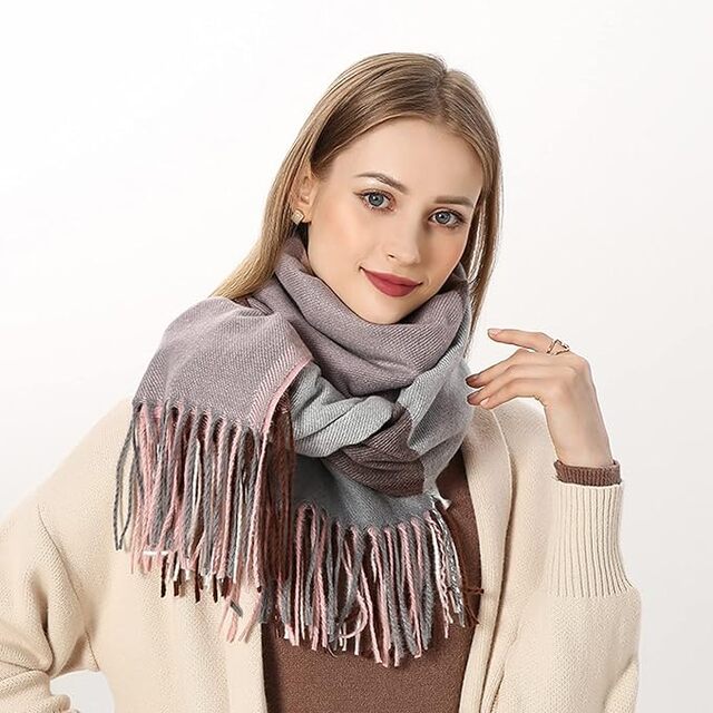 Plaid Knitted Winter Scarf – Cozy Oversized Shawl with Tassels for Women