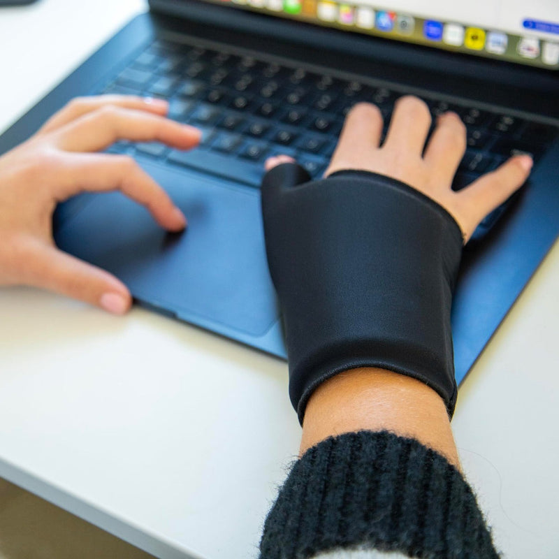 Hot & Cold Therapy Gel Glove Wrist Support – Reusable Thumb & Wrist Ice Pack for Pain Relief