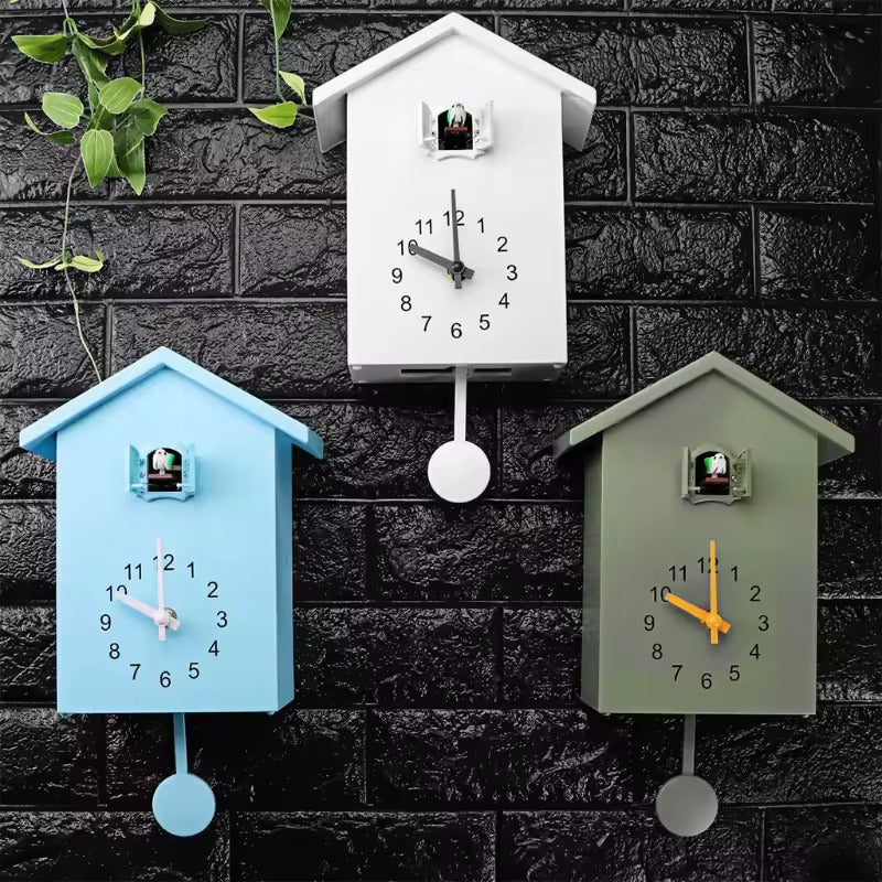 Cuckoo Clock with Pendulum – Battery-Powered Cuckoo Sound for Living Room Décor