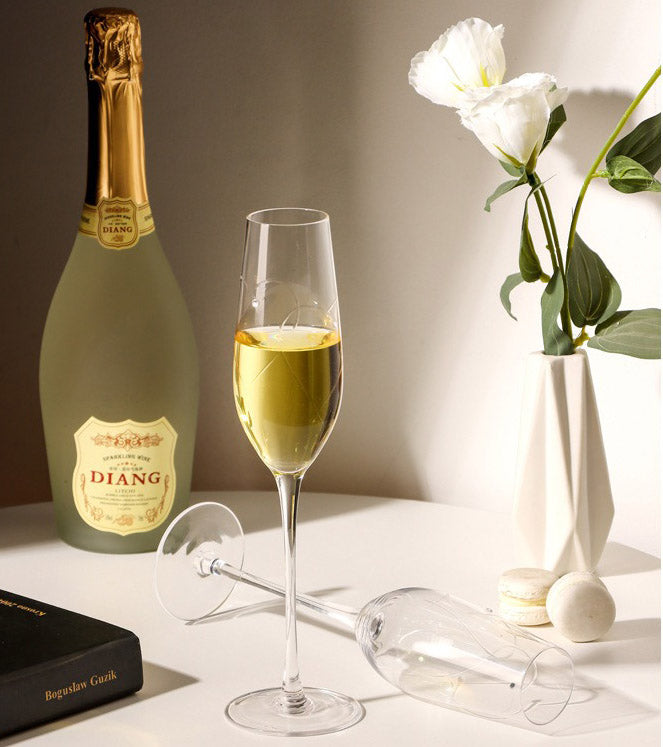 Engraved Crystal Champagne Flutes – Pack of 2 Carved Design High-Foot Glasses