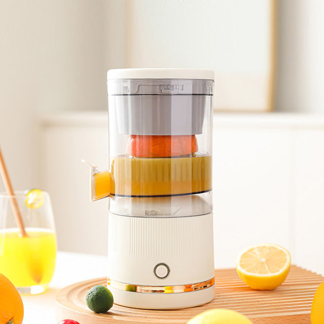 Portable Electric Juicer – Rechargeable & Easy to Clean
