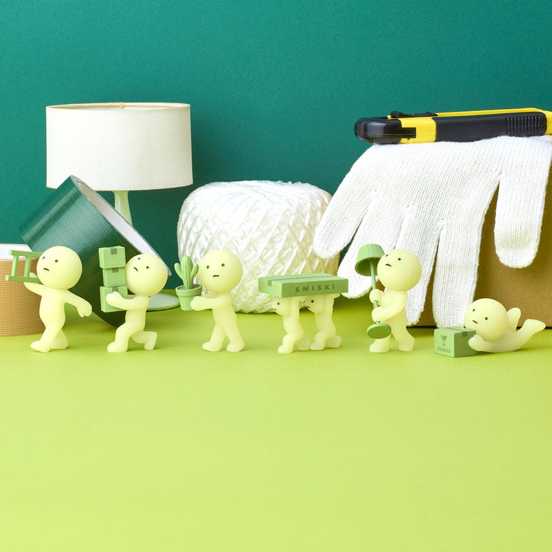 Smiski A Moving Series Figure – Miniature Glow-in-the-Dark Collectible