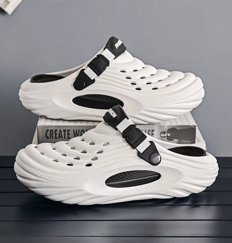 Breathable Clogs with Adjustable Heel Strap for Indoor and Outdoor Use