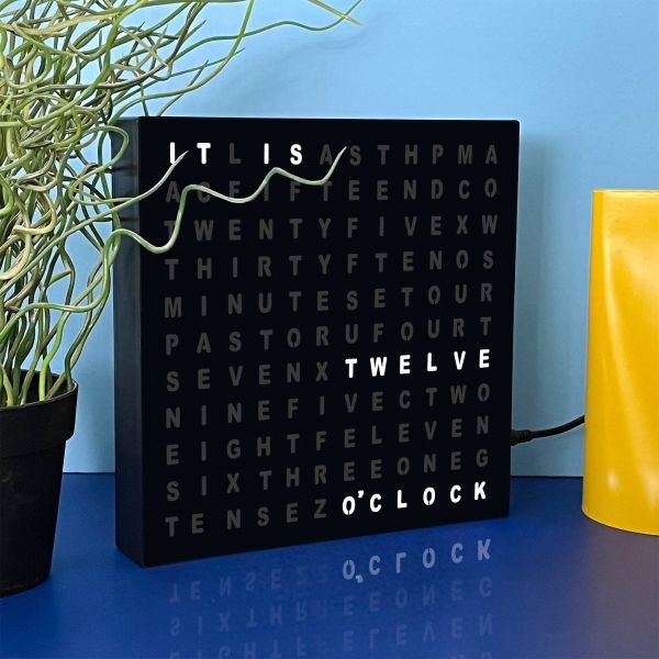 LED Word Clock – Stylish Modern Plug In Desk/Wall Clock