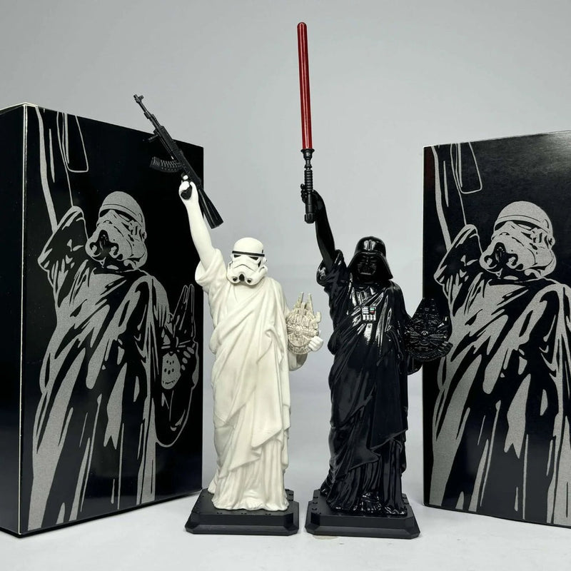 Star Wars Darth Vader Stormtrooper Statue of Liberty Figurine – 24cm Decorative Art Piece