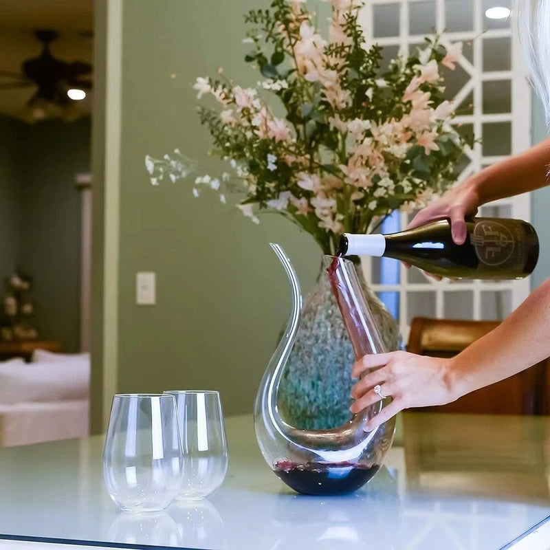 Crystal Wine Carafe – Hand-Blown Glass Decanter with Wide Base Wine Aerator & Breather
