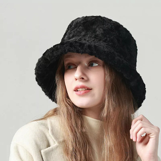 Women’s Faux Fur Bucket Hat – Warm Fuzzy Basin Hat for Cold Weather