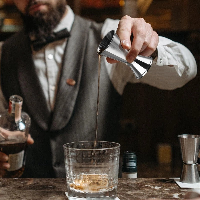 Professional Cocktail Shaker Set – Stainless Steel Bartender Tools with Jigger & Spoon 24oz